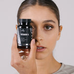 Витамин А подпомага осигуряването на здрава кожа, коса и нокти